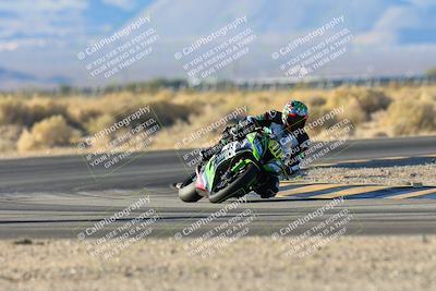 media/Dec-07-2024-CVMA (Sat) [[21c5f1ef85]]/Race 11-Amateur Supersport Open/